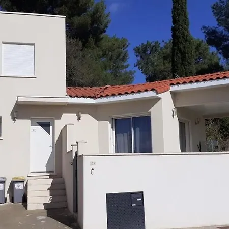 Bed & Breakfast Chambre Et Salle De Bain Privee Saint Aunes *